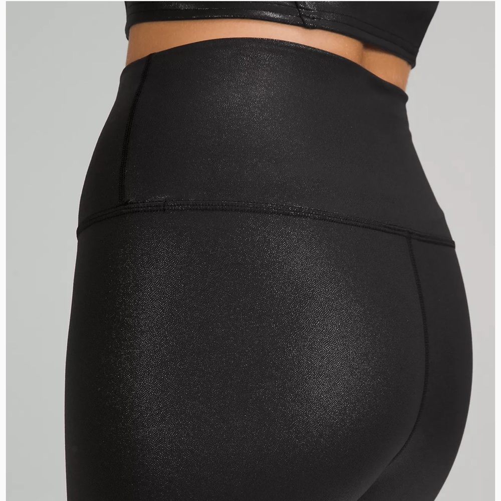 Wunder Train High-Rise Tight 25"
Foil - Picture 5 of 8